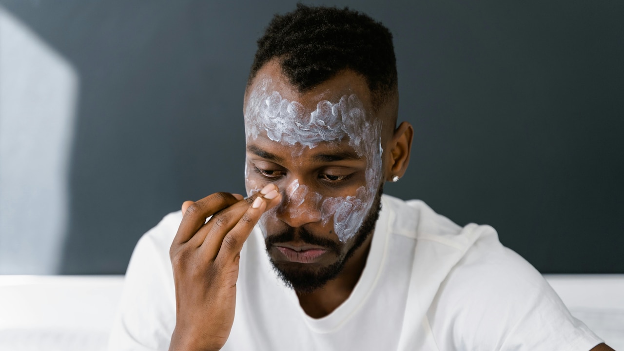 Why Your Face Feels Tight After Washing: Causes And Skincare Tips
