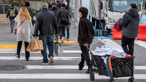US Economy Expanded At Revised 4.4% Pace In September Quarter