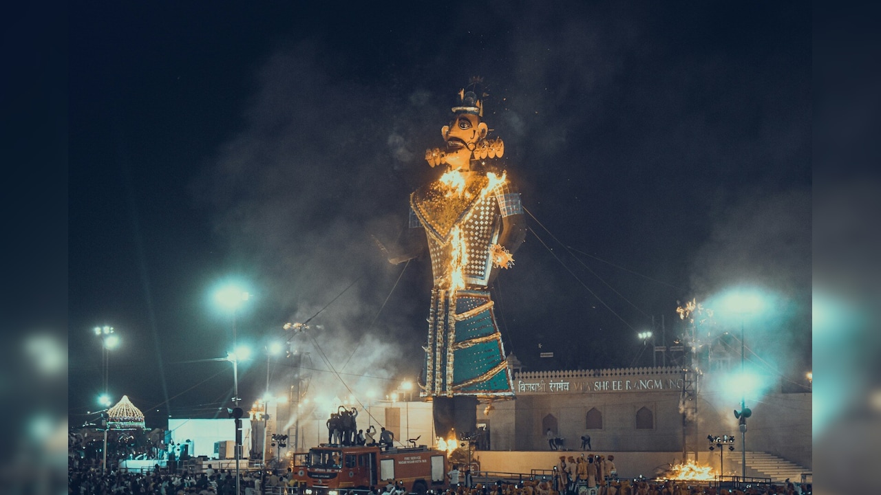 Banks closed on Oct 19-25 in parts of India for Dussehra and Durga Puja