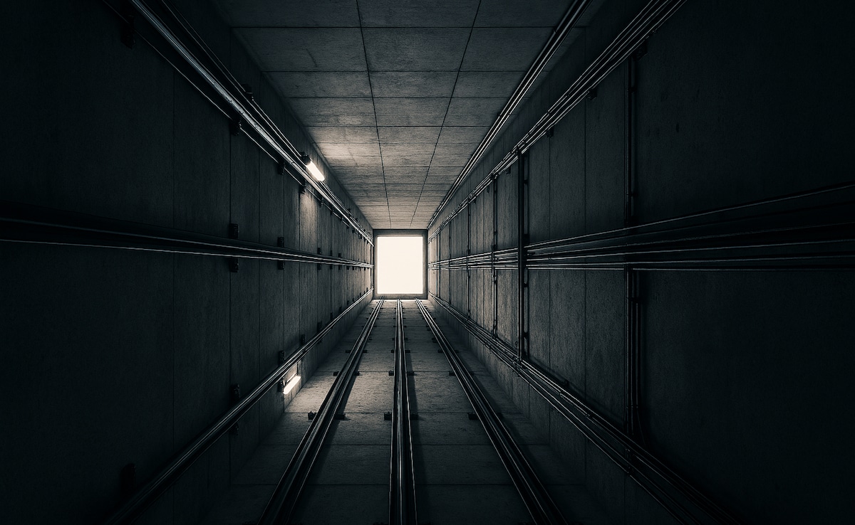 Elderly Man Found Dead in Bhopal Lift Shaft After Nearly 10 Days