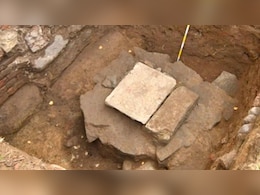 नाली के नीचे दफन था पुराना राज, सीवर की सफाई में मिला 500 साल पुराना इतिहास