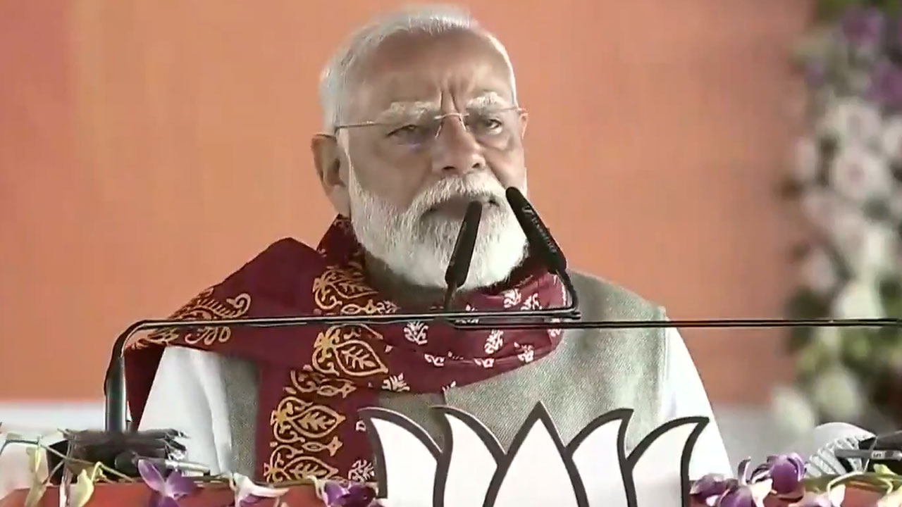 Bengal Wants To End Trinamool's "Mahajungle Raj": PM Modi's Big Attack In Singur