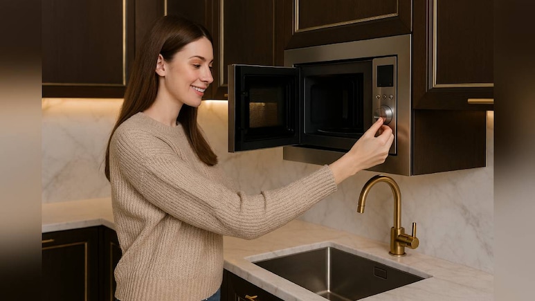 Microwave Under Budget: माइक्रोवेव की ऐसी डिस्काउंटेड डील्स फिर नहीं लगेगी आपके हाथ, कम प्राइस में करें ऑर्डर