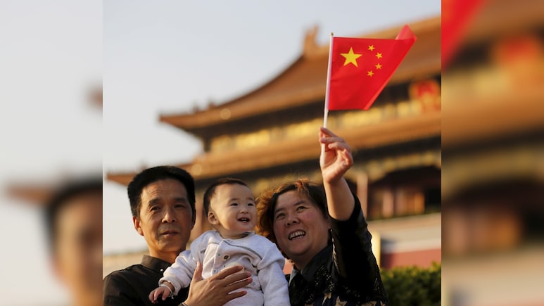 आखिर क्यों सिमटती जा रही है चीन की आबादी, एक साल में सिर्फ 79 लाख बच्चों का जन्म