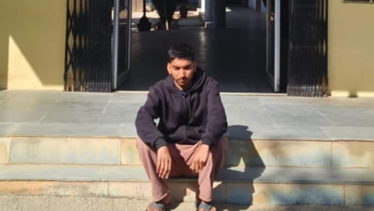 बैंक फ्रेंचाईजी दिलाने के नाम पर साइबर ठगी, सामोद पुलिस ने 19 साल संजय सैनी को चौमूं से दबोचा