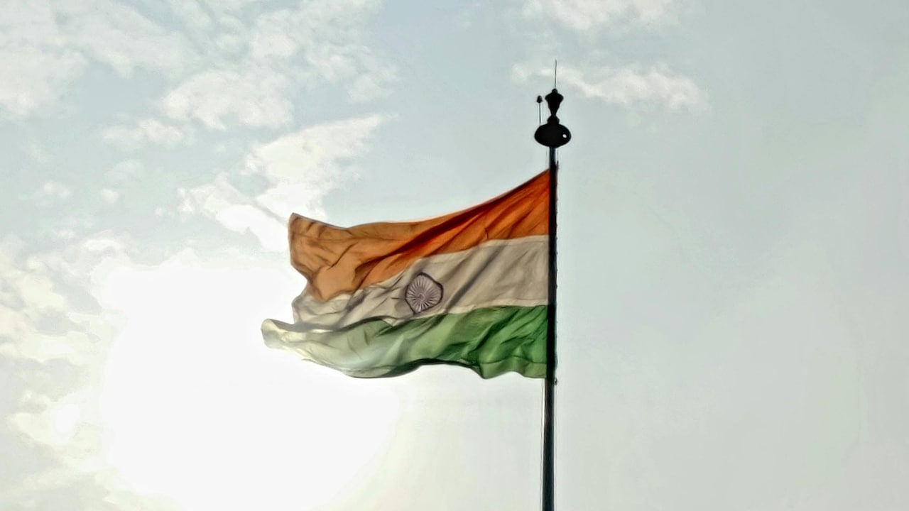 Which decoration essentials do you need for flag hosting? Which decoration essentials do you need for flag hosting?