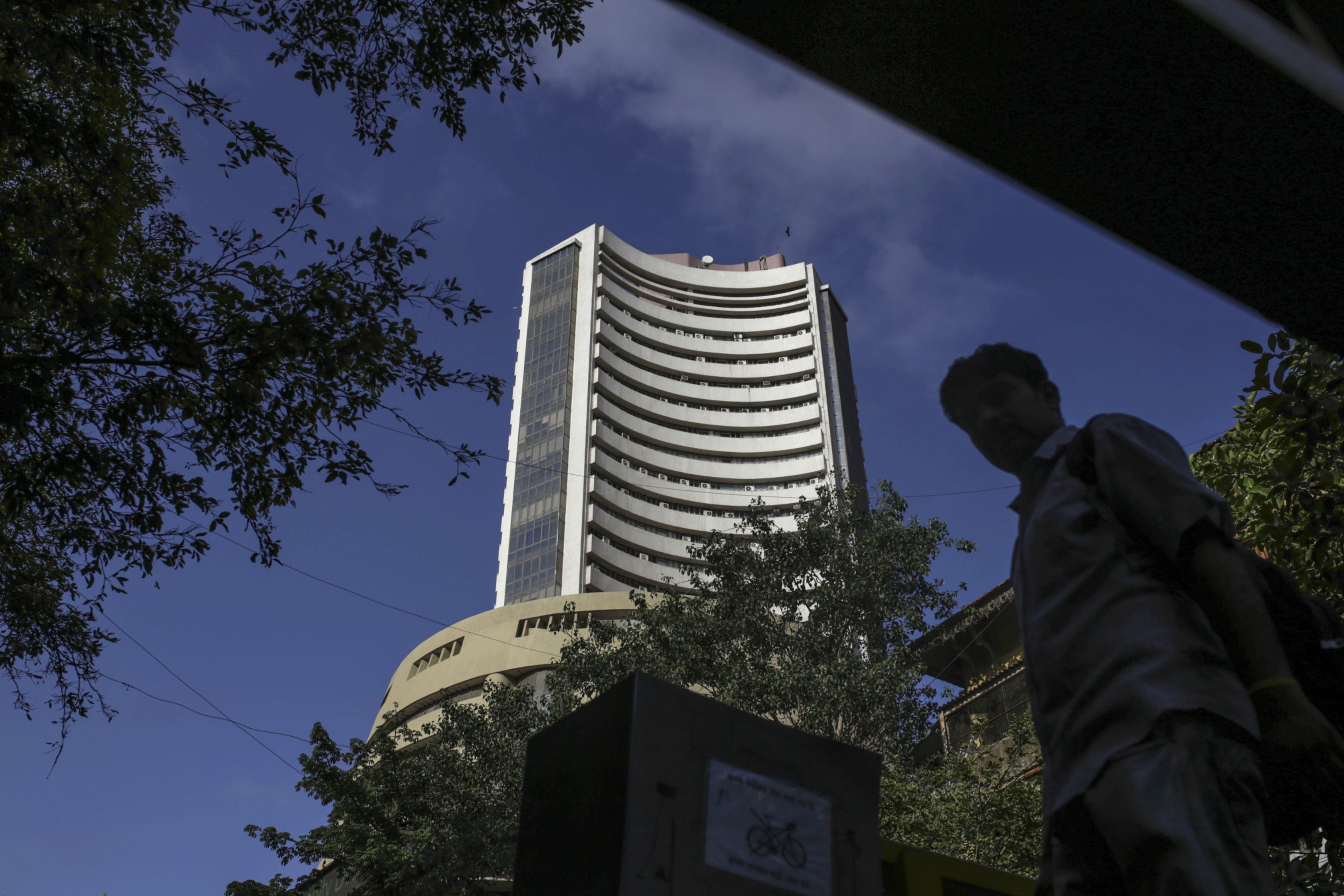 Sensex, Nifty Recover From Day’s Low To End Little Changed