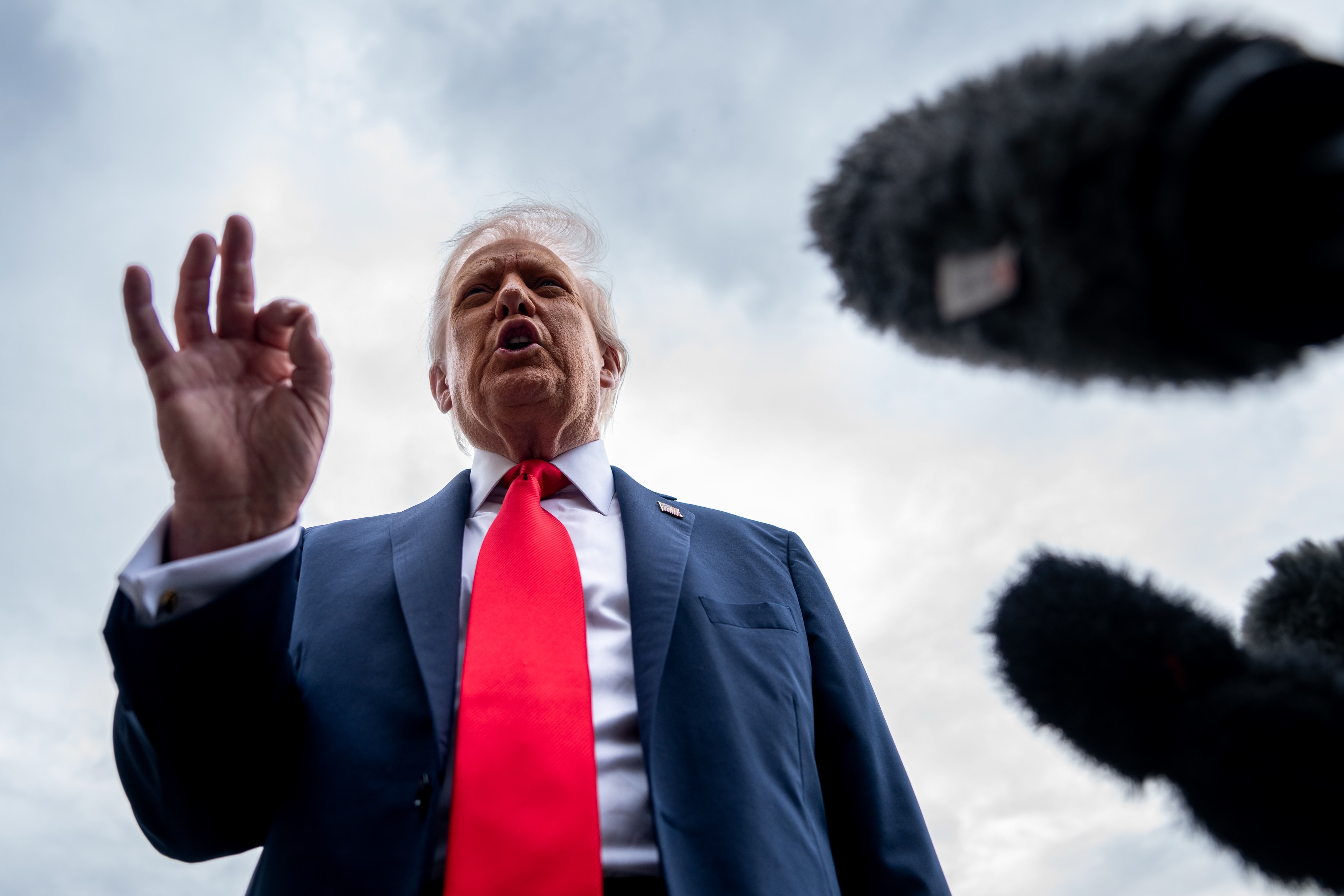 Trump Reveals Pakistan 'Testing' Nuclear Weapons; Justifies US Move To Resume Trial