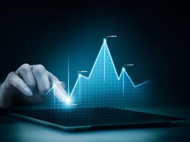 Stock Market Today: Nifty Closes Flat; Sensex Bounces 470 Points From Day's Lows But Ends In Red
 