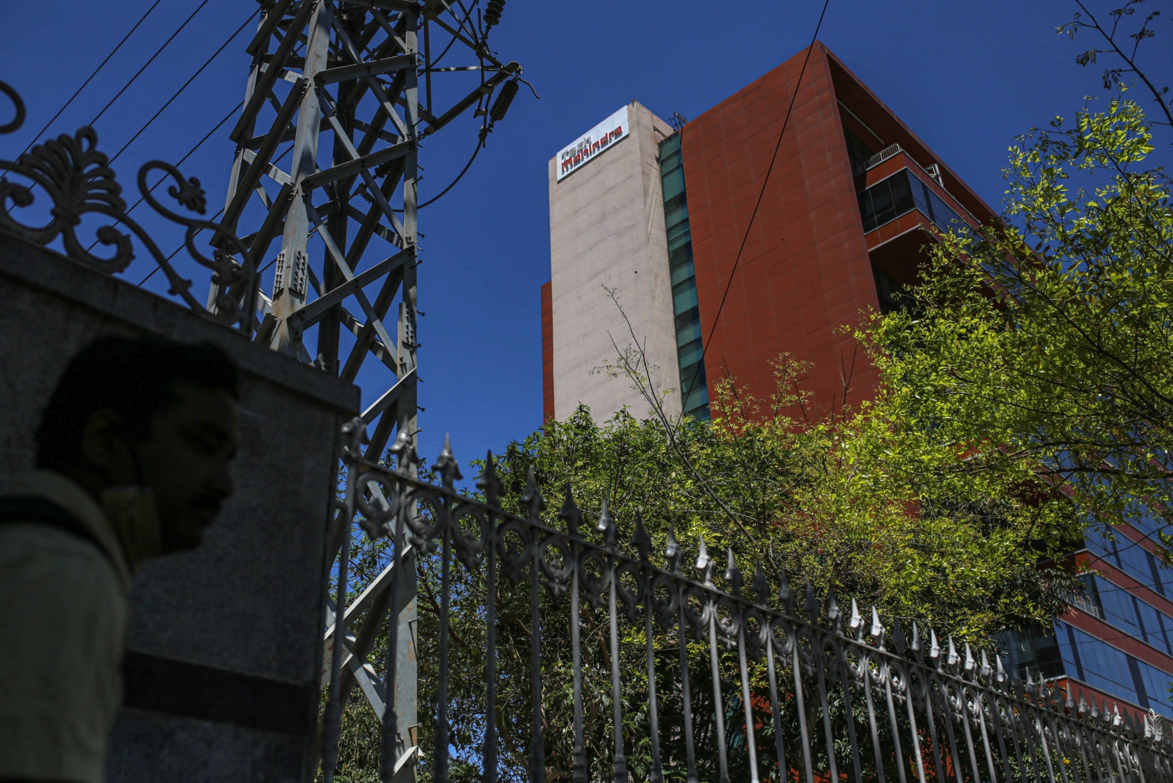 Tech Mahindra Q2 Review - Revenue Beat; TCV, Commentary Assures Early-Teens Growth: Dolat Capital