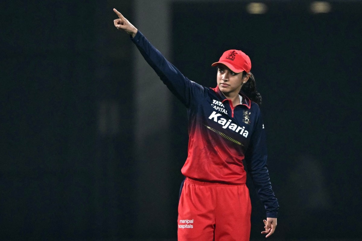 Mandhana Left Irritated By Cameraperson At WPL Opener. Video Goes Viral