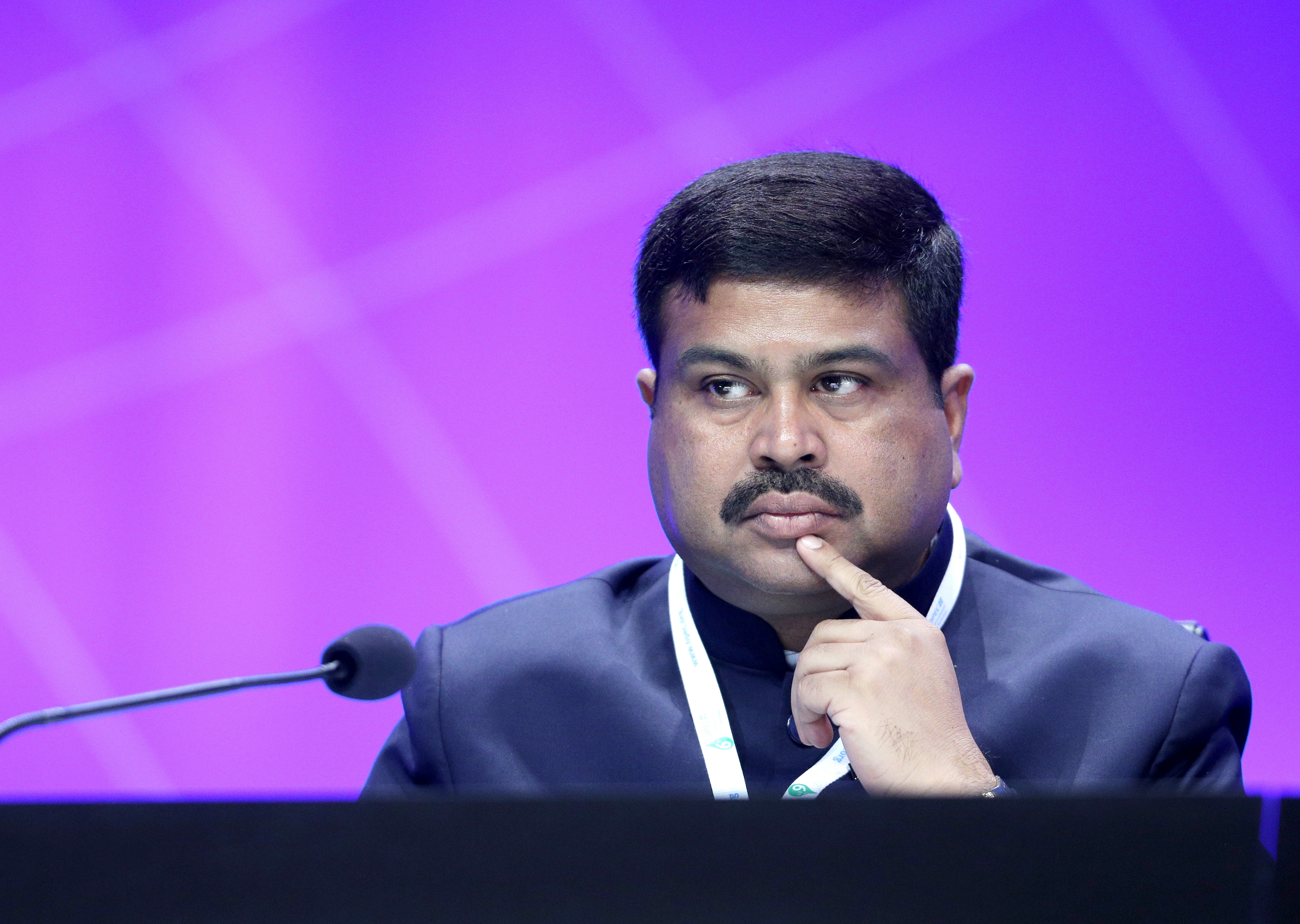 India May Bid For Oil & Gas Fields In U.A.E., Says Pradhan 