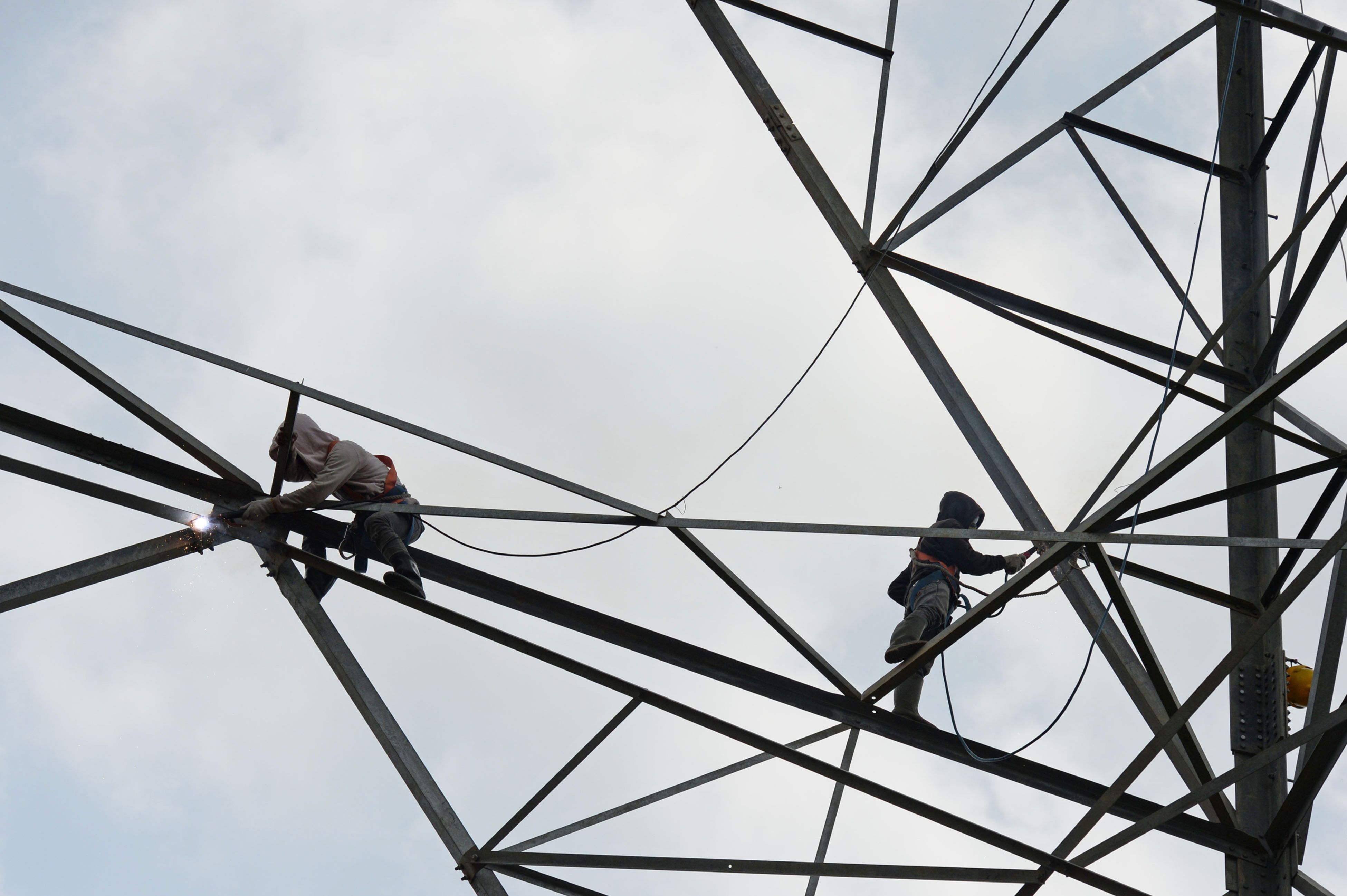 Power Mech Projects - Focus On Operation, Maintenance, Civil Orders To Drive Growth: Geojit