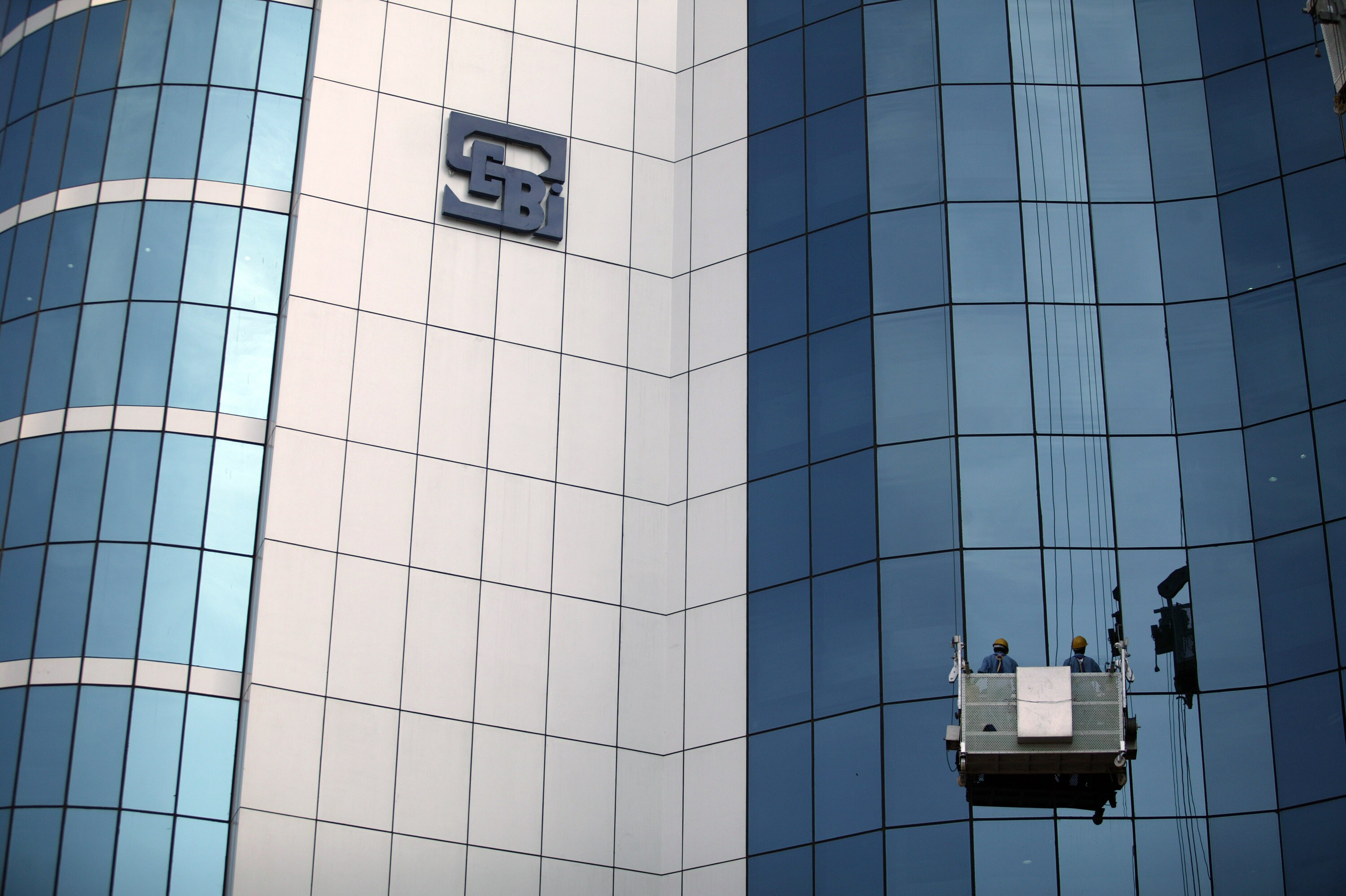 SEBI Issues Revised KYC Norms For Foreign Portfolio Investors
