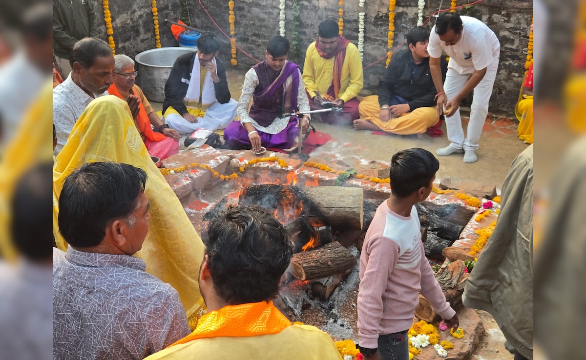 Opinion: Blog | Saraswati Puja, Then And Now: A Reporter's Bhojshala Diary