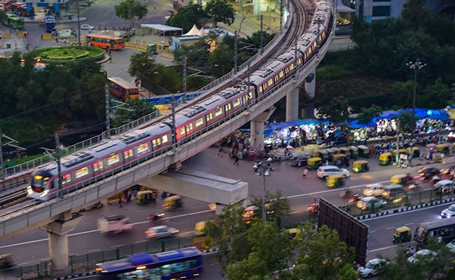 Delhi Metro To Build 1st Integrated Flyover-Cum-Metro Viaduct Structure