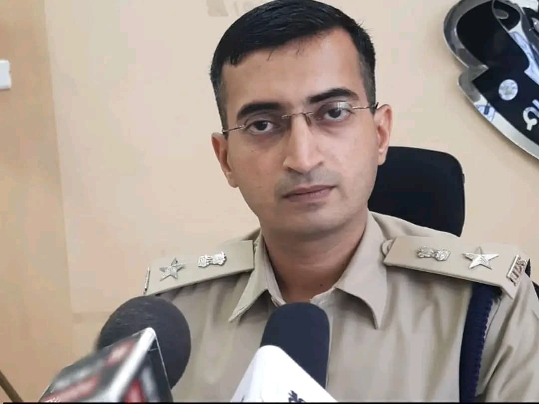 IPS Abhishek Tiwari VRS IPS Abhishek Tiwari VRS