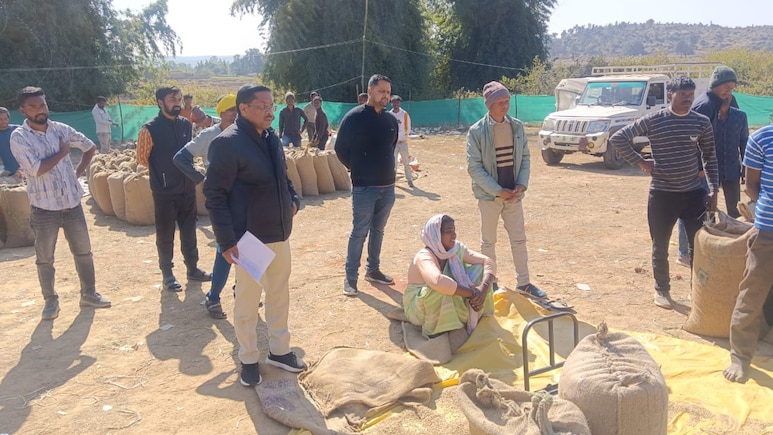 छत्तीसगढ़ धान खरीदी महाभियान में बना रिकॉर्ड, सूरजपुर केंद्र से 80 लाख का धान गायब