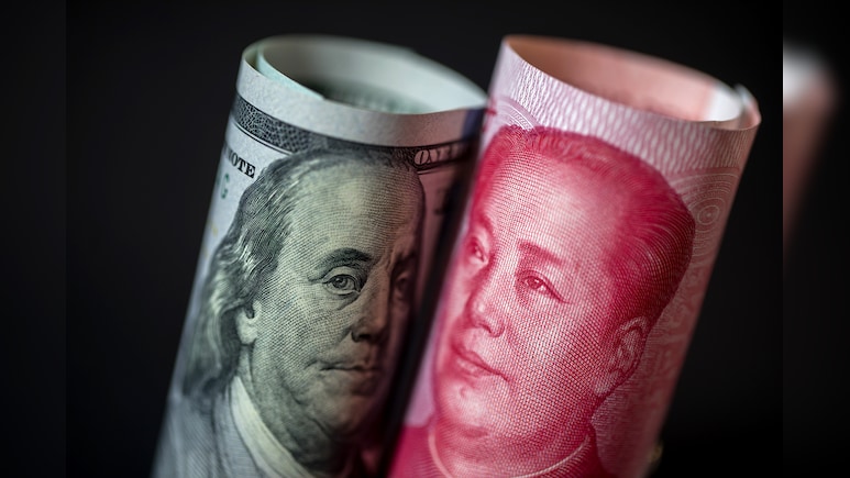 Yuan Set To Extend Decade-Long Win Streak Into Lunar New Year