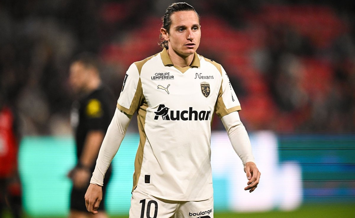 Ligue 1 Leaders Lens Still Waiting For PSG Title Charge