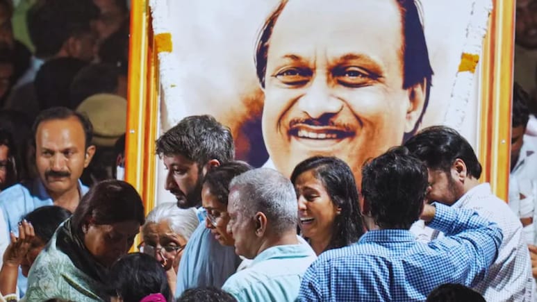 प्रत्येकाचे डोळे पाणावलेले...; अजित दादांना निरोप देण्यासाठी मोठा जनसागर; अंत्यसंस्कार कुठे आणि कधी होईल?