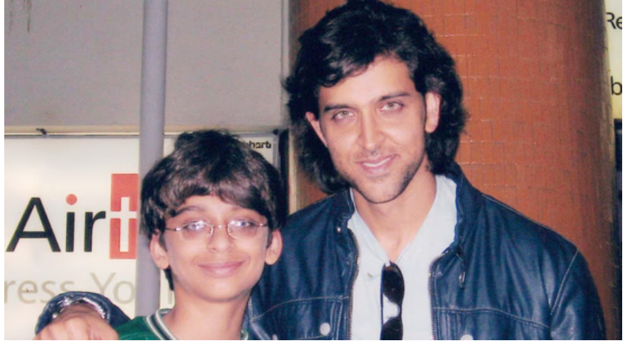 जूनियर कृष बड़ा होकर बन गया है मशहूर सर्जन, ऋतिक रोशन के जन्मदिन पर दी बधाई, लिखा- आपके रास्ते पर चल रहा हूं&nbsp;