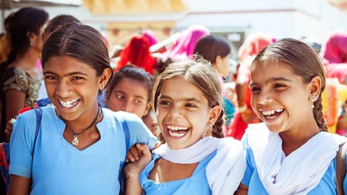 National Girl Child Day: अगर बेटी को पढ़ाई जारी रखने में दिक्कत हो तो क्या कर सकते हैं? जानें कैसे मिलेगी मदद