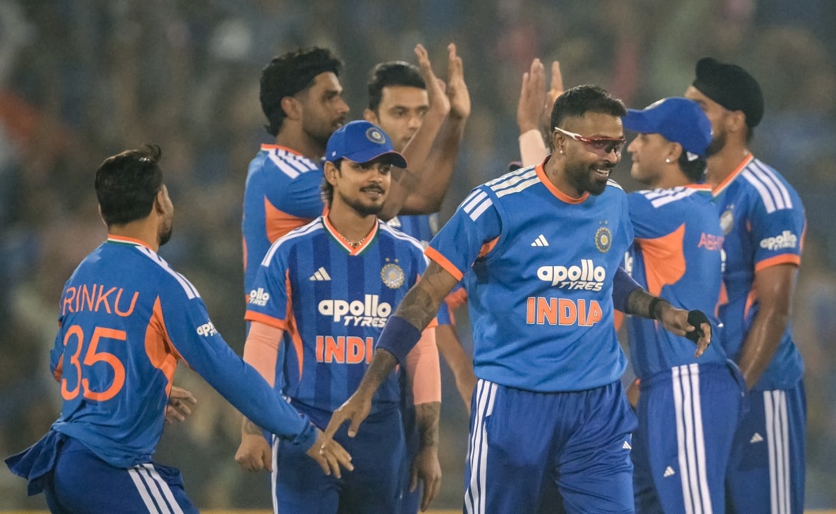 India vs New Zealand LIVE Score Updates, IND vs NZ 2nd T20I: Kuldeep Yadav Provides Crucial Breakthrough, NZ 3 Down