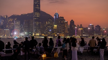 Asian Stocks Dip On Korea Tariffs, Yen Holds Gains: Markets Wrap