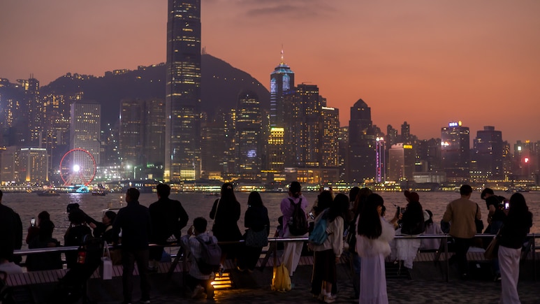 Asian Stocks Dip On Korea Tariffs, Yen Holds Gains: Markets Wrap