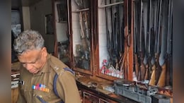 लाइसेंसी बंदूक दुकान में ब्लास्ट के बाद लगी आग! वेल्डिंग के दौरान हुआ हादसा, तीन लोग झुलसे