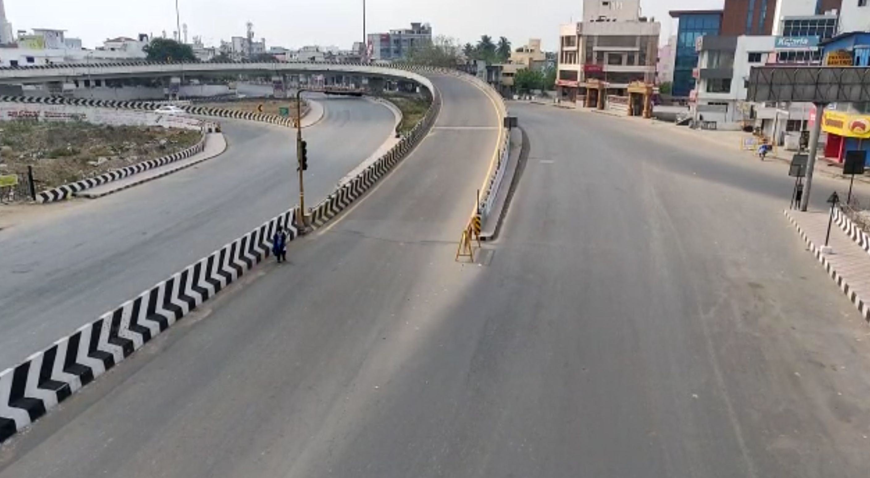 Stocks To Watch: Ashok Leyland, Axis Bank, Bharti Infratel, Hathway Cable, Mindtree, Tata Motors, L&T, M&M