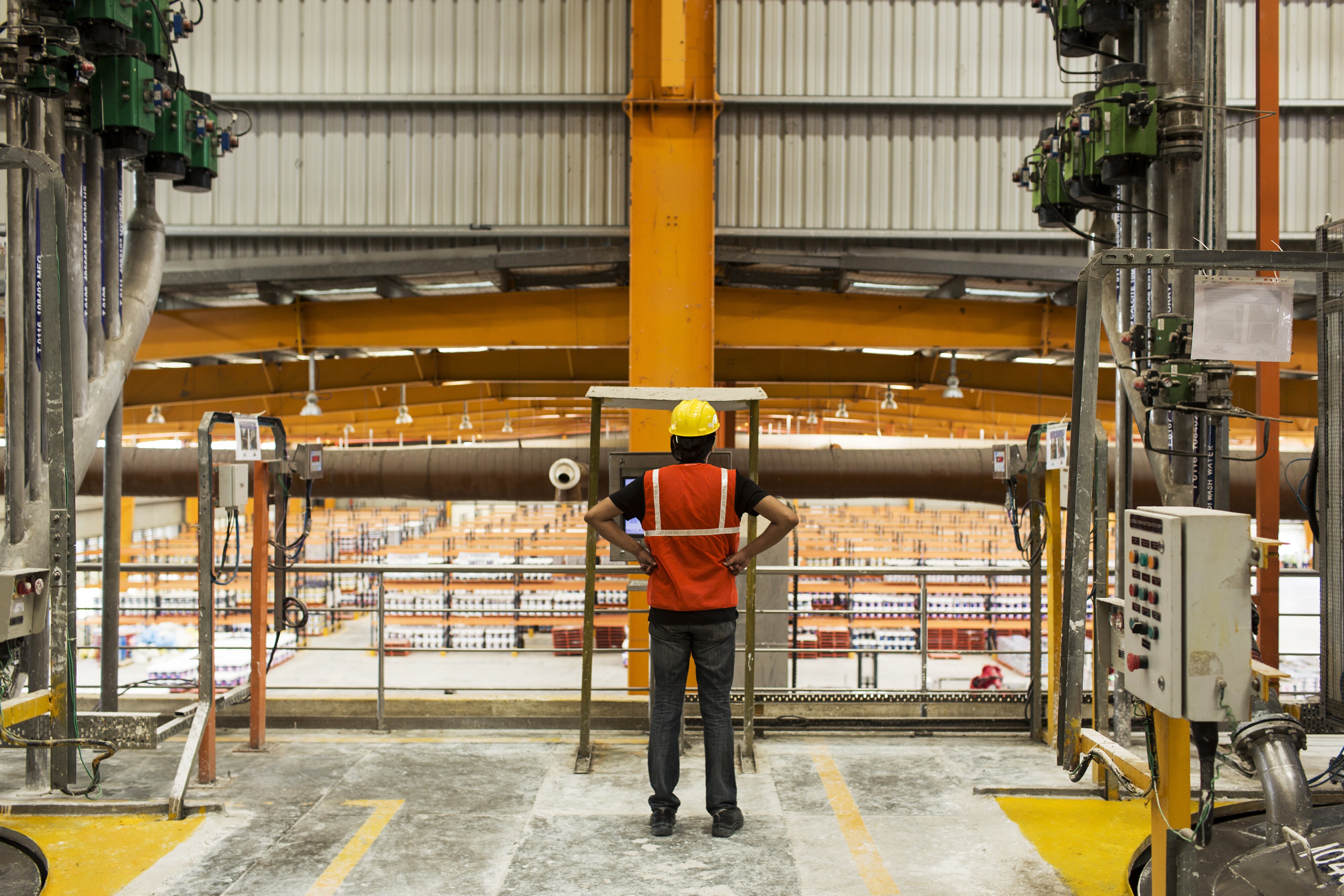 India&rsquo;s Manufacturing Capacity Utilisation Weakened Further: RBI Survey