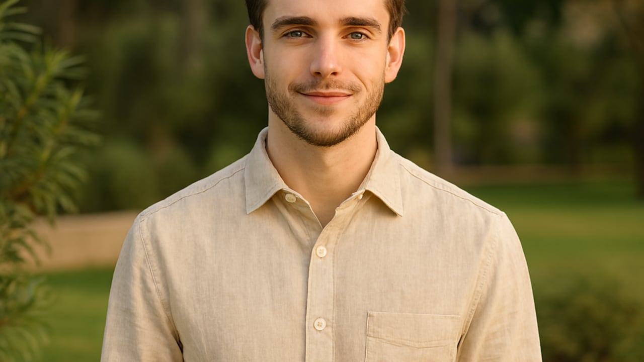 Why Your Linen Shirt Wrinkles So Fast: And the Best Blends To Fix It Why Your Linen Shirt Wrinkles So Fast: And the Best Blends To Fix It