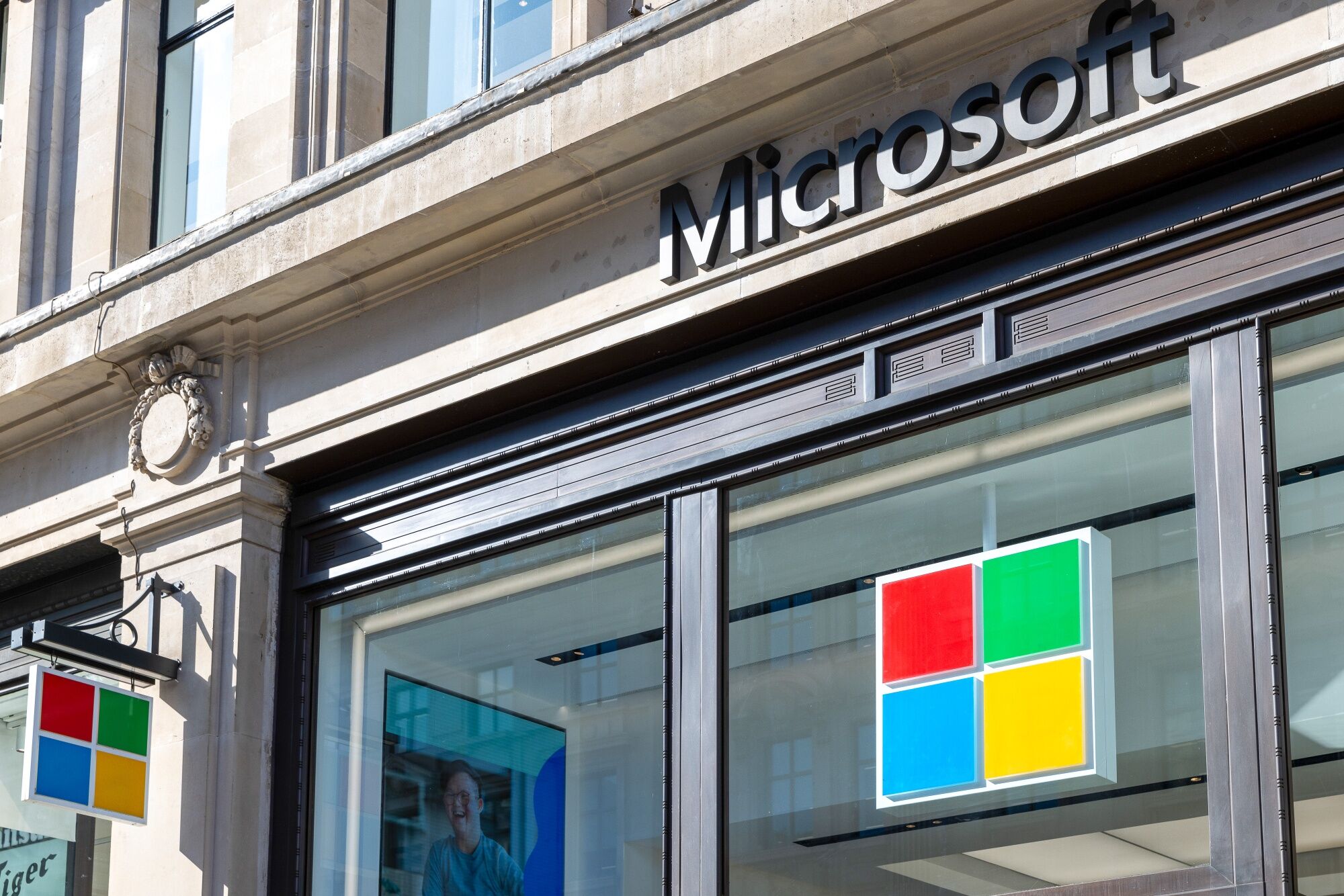 Microsoft Adds AI Key in First Change To PC Keyboard In Decades