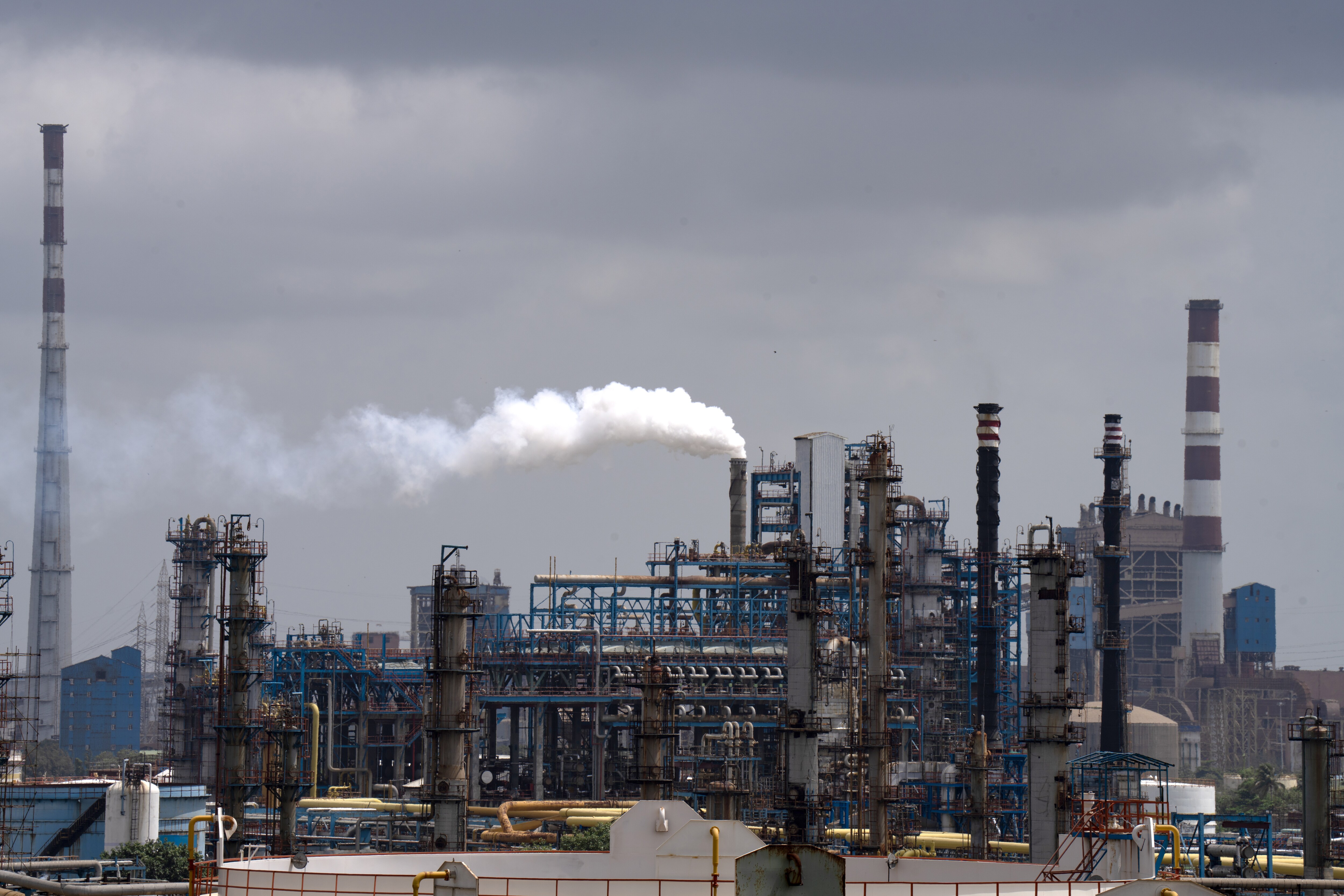 Russian Oil Offered To India At Deep Discount After US Sanctions