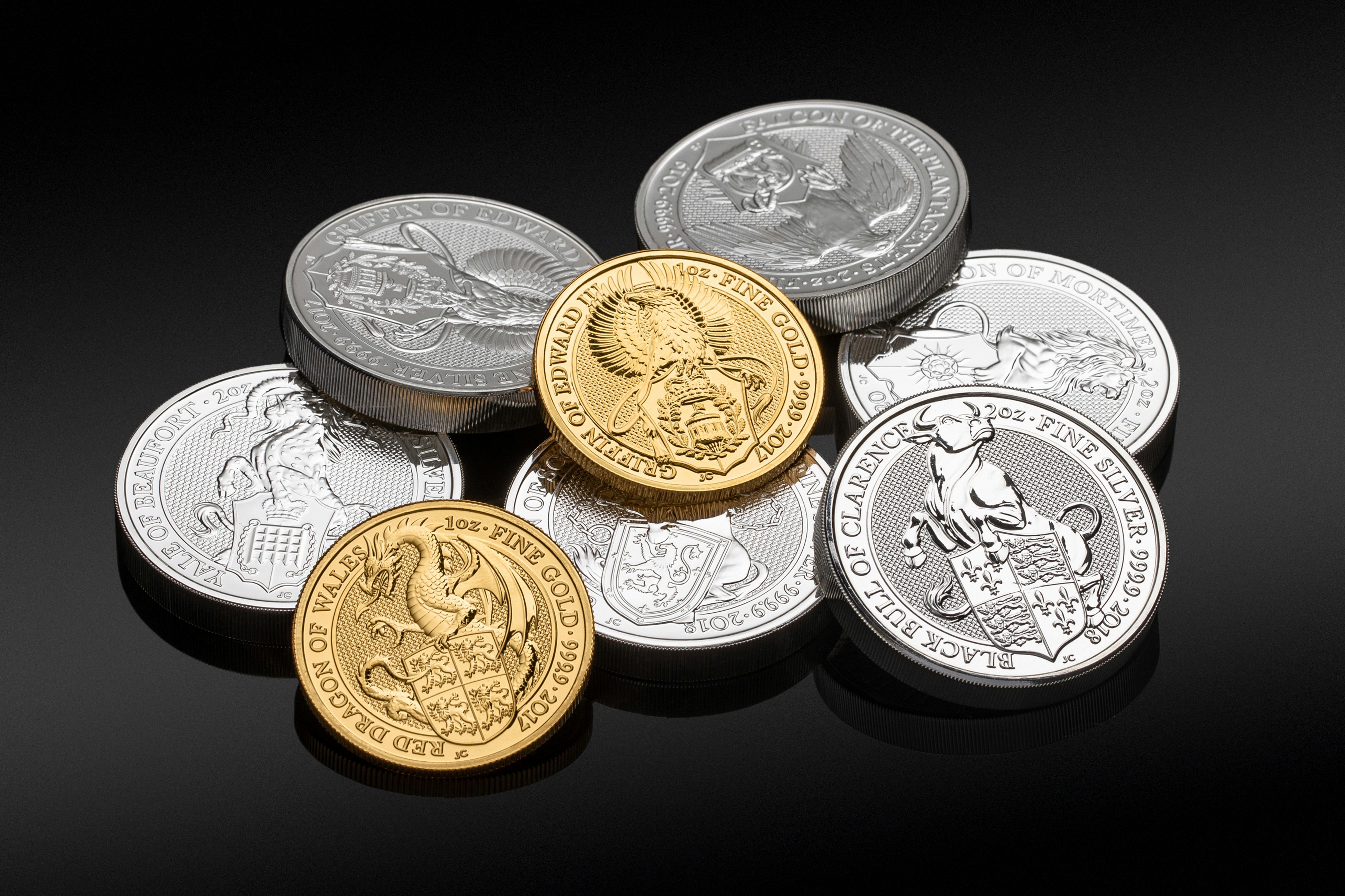 Gold Vs Silver: US Attack On Venezuela Lifts Safe Haven Appeal &mdash; Which Precious Metal Should You Bet On?