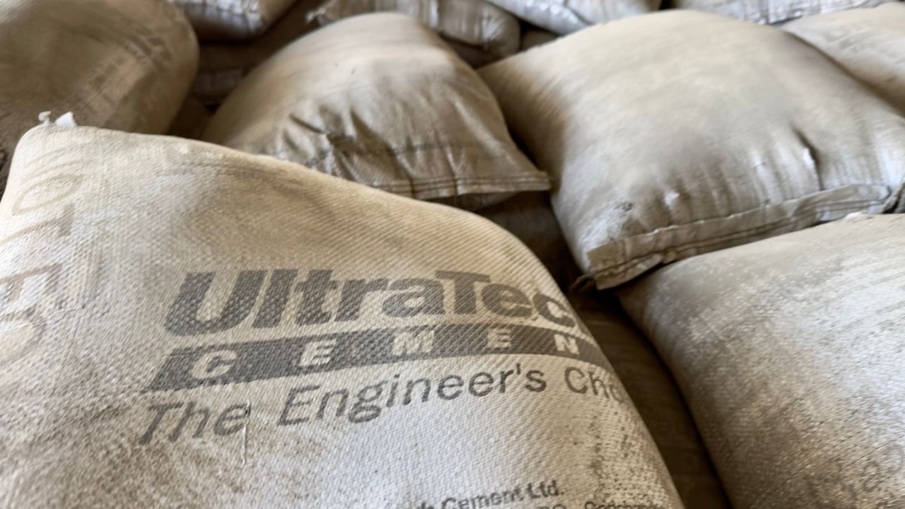 UltraTech Cement Block Deal: Promoter Pilani Investment Offloads 0.85% Stake Worth Rs 2,986 Crore