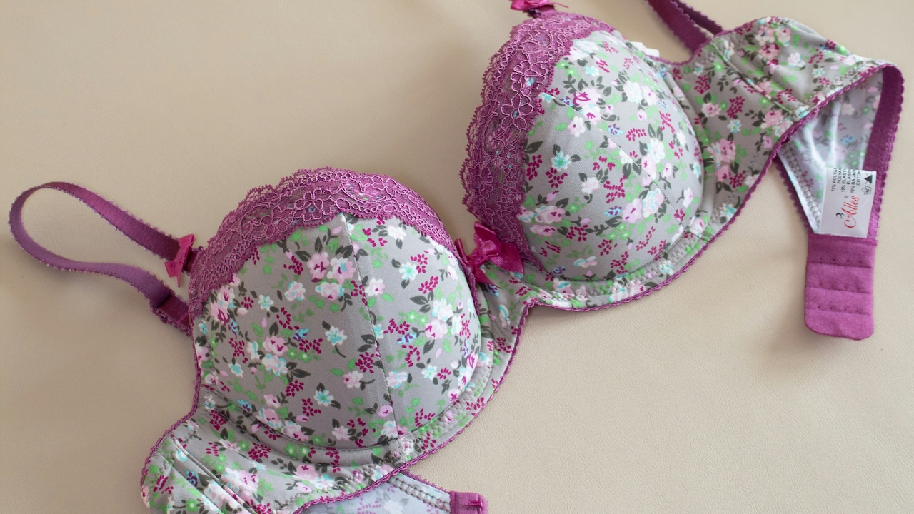 7 Versatile Soft-Support Bralettes To Style Comfortably Under Any Casual Outfit