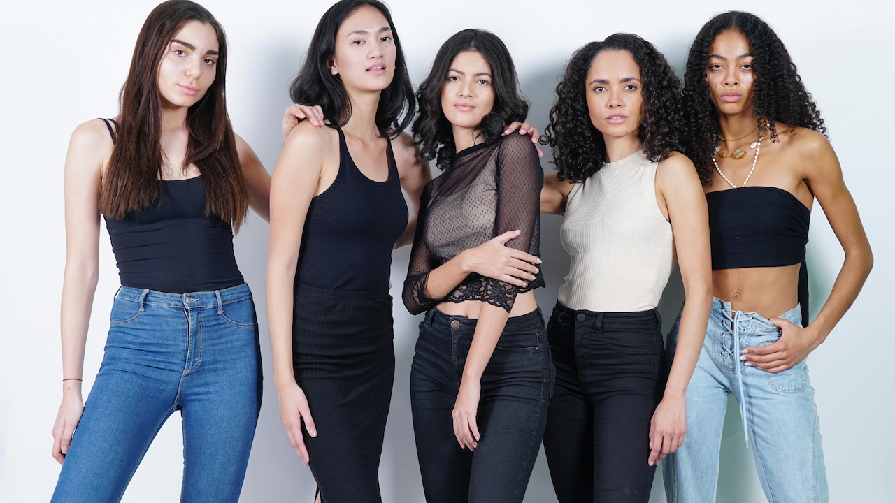 Best Stretch Jeans For Women: How To Choose Styles That Dont Lose Shape