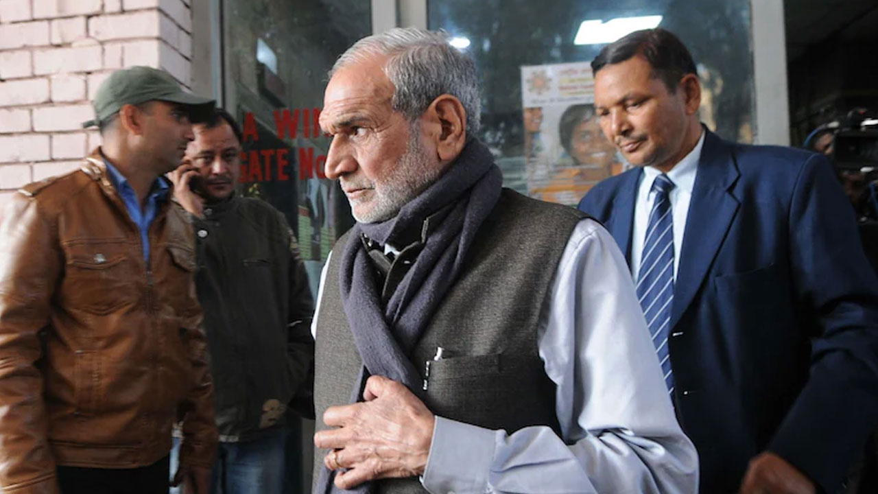 Ex-Congress MP Sajjan Kumar Acquitted In Two 1984 Anti-Sikh Riots Cases