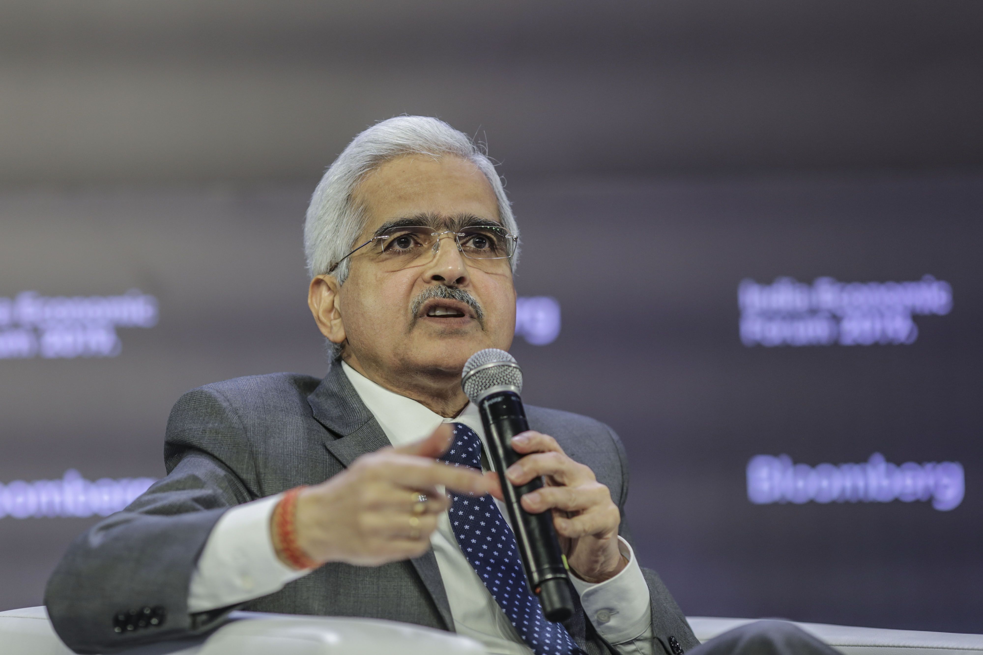 RBI Press Conference: Governor Shaktikanta Das Stands Ready To Act, Doesn’t Rule Out Rate Cut To Tackle Covid-19 Impact