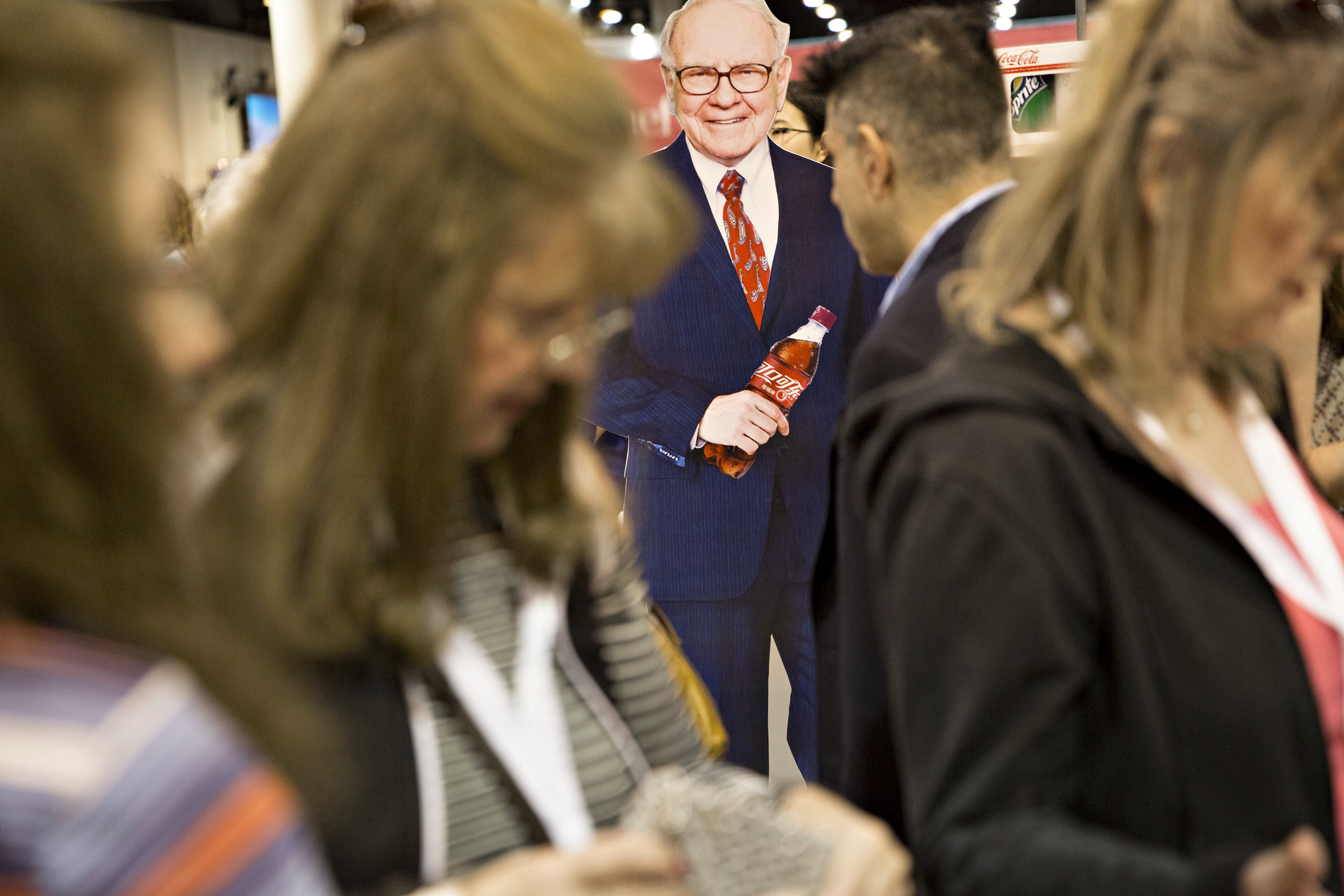 Buffett Says He Had Underestimated Jeff Bezos