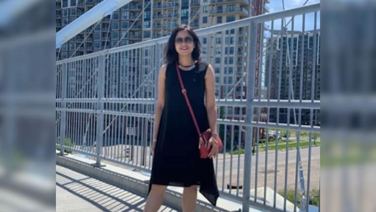 5000 रुपए की नौकरी करती थी महिला, आज खरीद लिया 3 करोड़ का घर, लोगों के लिए मिसाल है ये कहानी