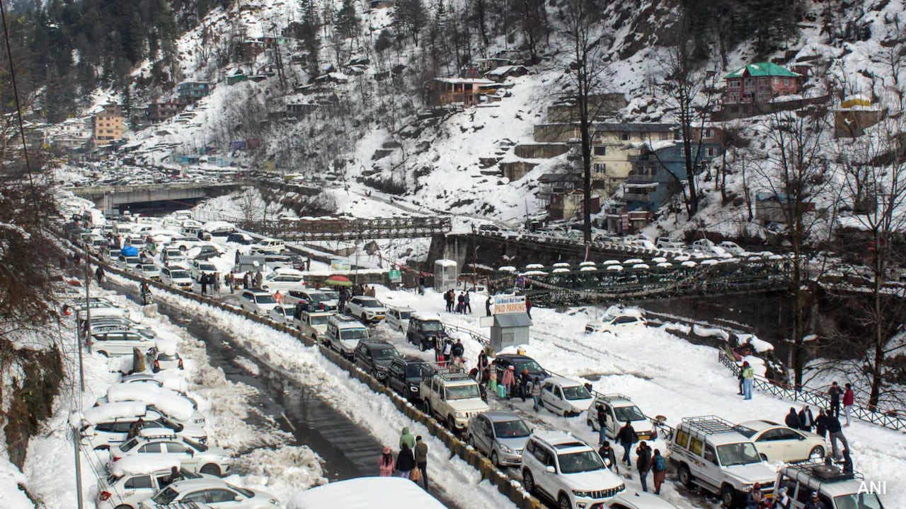 Tourism Secretary Flags Overcrowding At Key Hotspots