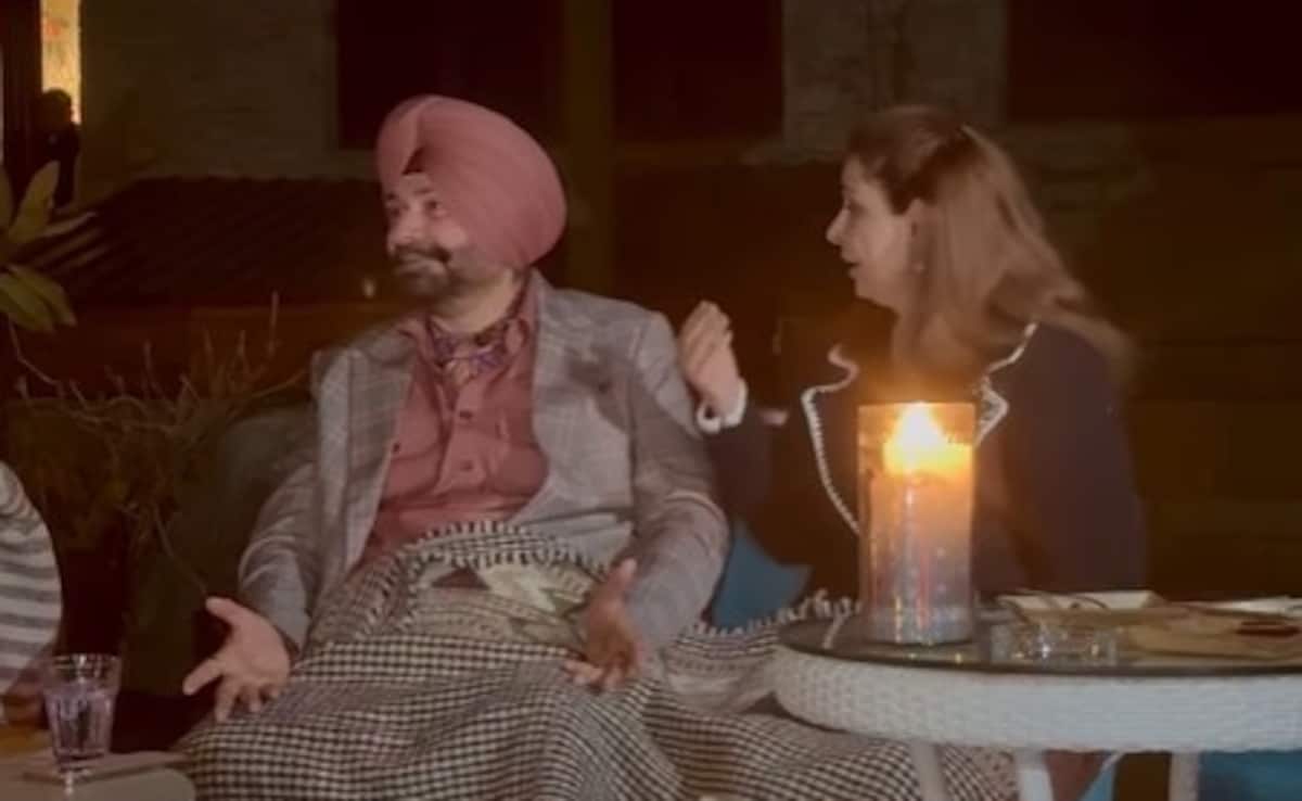 प्रियंका चोपड़ा- मलाइका अरोड़ा के लिए स्पेशल शायरी सुनाते हैं नवजोत सिंह सिद्धू, पत्नी बोली- 40 साल से बर्दाश्