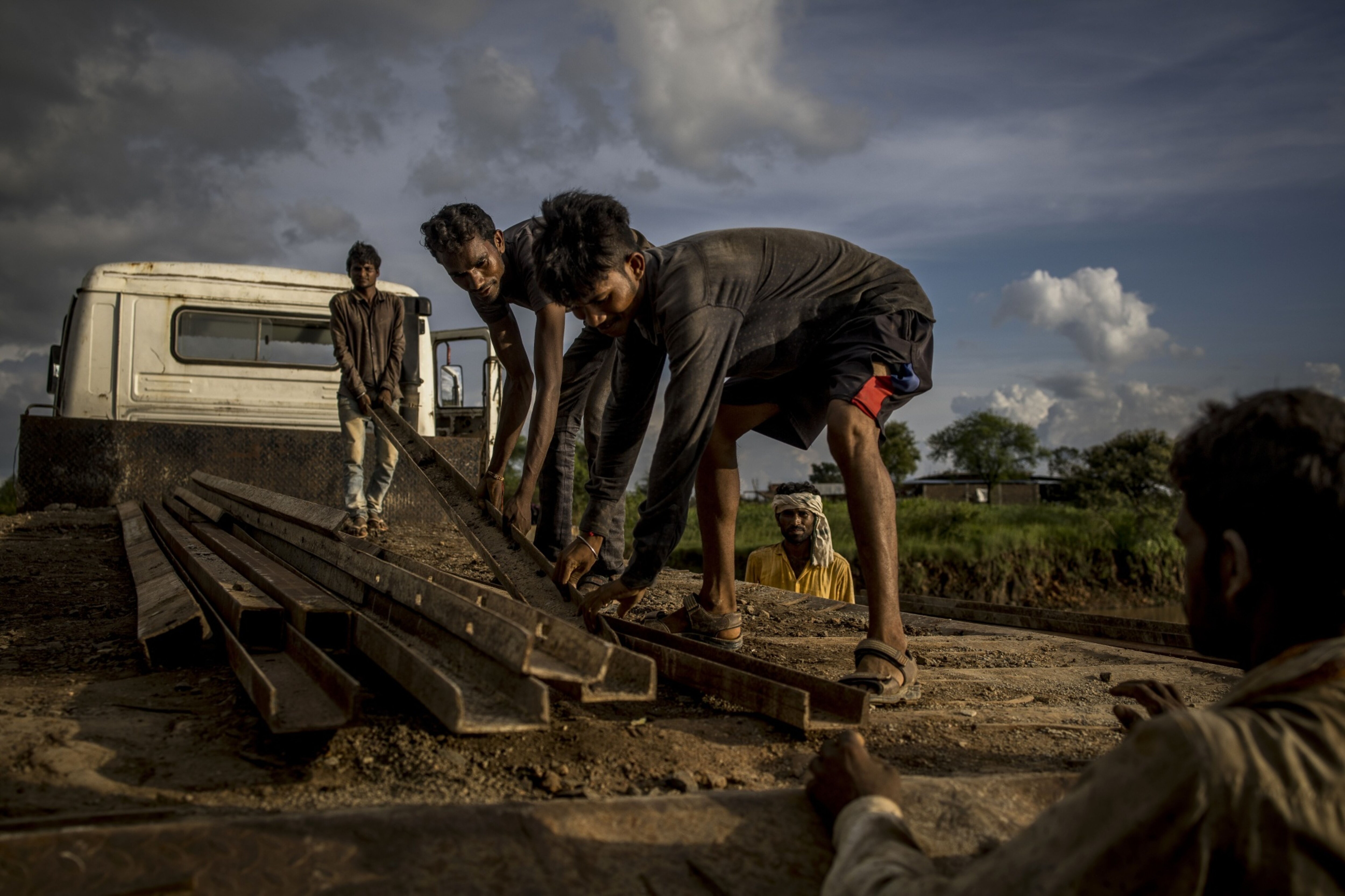 Quarterly Employment Survey Reflects Tepid Growth In Organised Jobs