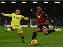 Antoine Semenyo Stuns Spurs To Leave Thomas Frank Under Fire