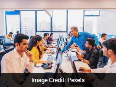 Chinese Woman Who Lost Limbs In Car Crash Gives Specially-Abled Workers Jobs