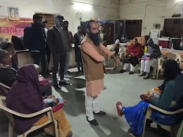 धार के युवाओं ने नव वर्ष पर पेश की मिसाल, जश्न छोड़ वृद्धाश्रम में बुजुर्गों के साथ मनाया नया साल